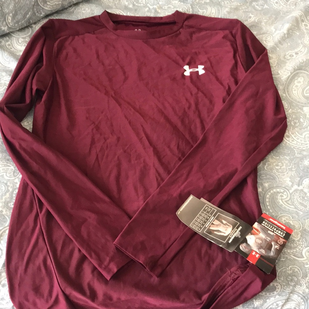Men’s UA compression shirt (maroon)